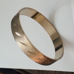 Gold Tone Patterned Bracelet 2 7/8"